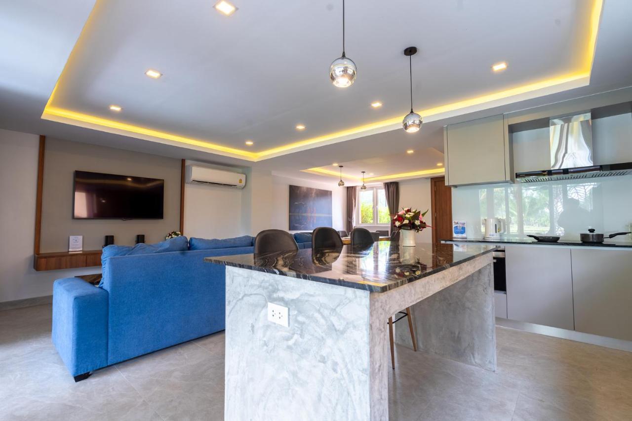 Lazure Pool - Villa Koh Chang